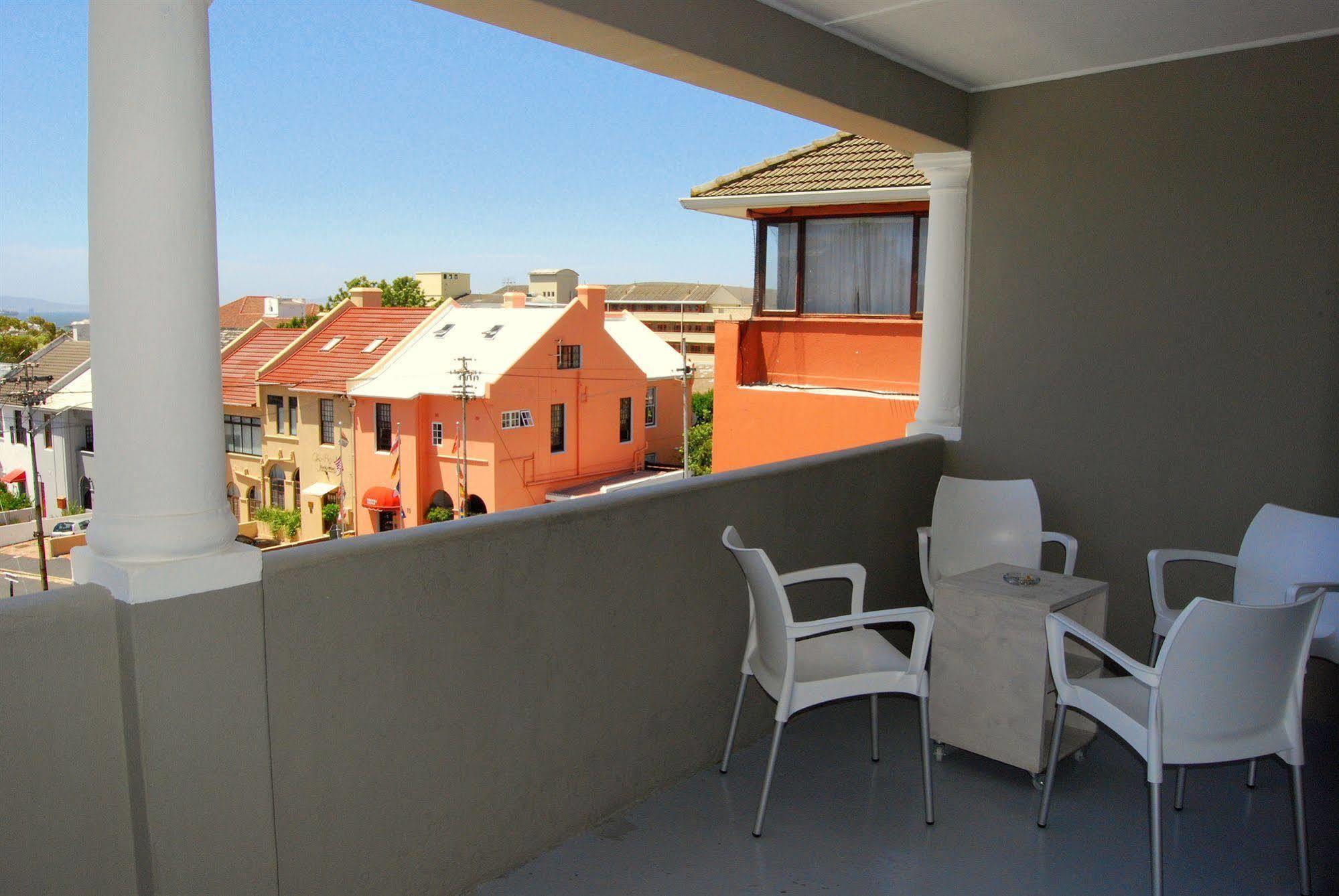 Ashanti Lodge Green Point Fokváros Kültér fotó