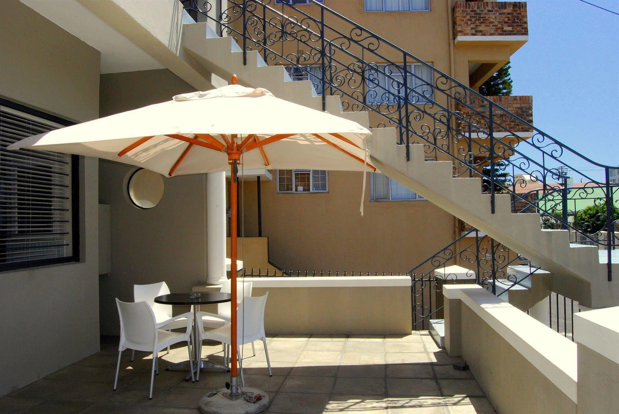 Ashanti Lodge Green Point Fokváros Kültér fotó