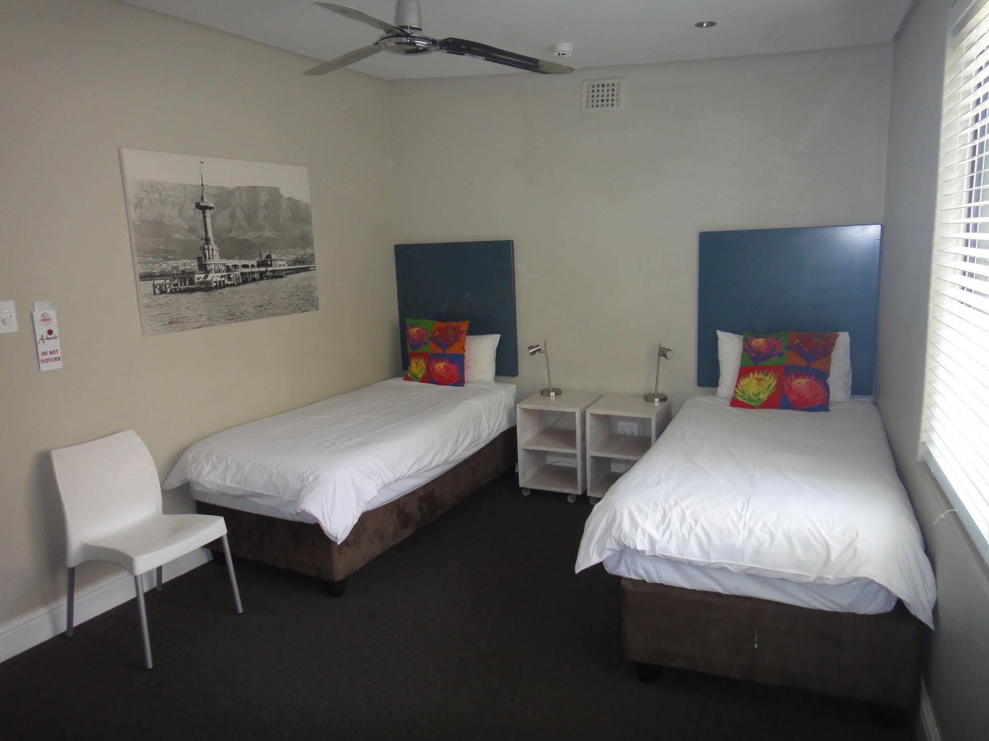 Ashanti Lodge Green Point Fokváros Kültér fotó